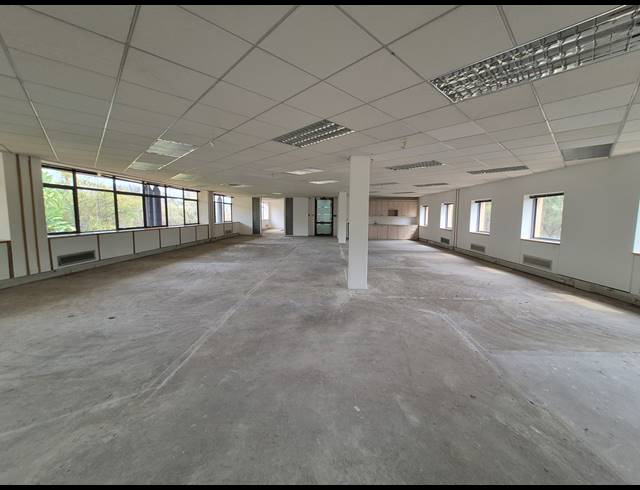 316M² OFFICE TO LET IN WOODMEAD